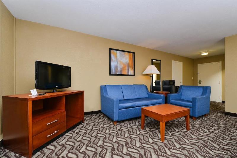 Four Points By Sheraton Брансуик Экстерьер фото
