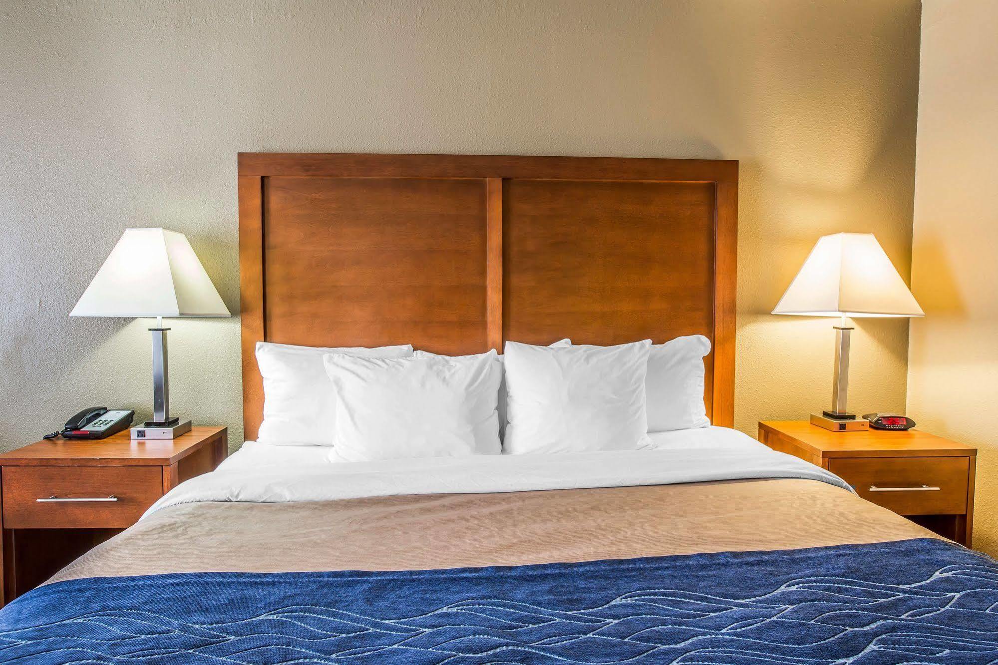 Four Points By Sheraton Брансуик Экстерьер фото